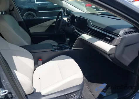 2025 Toyota Camry Xle from USA, damaged, VIN 4T1DAACK4SU027176